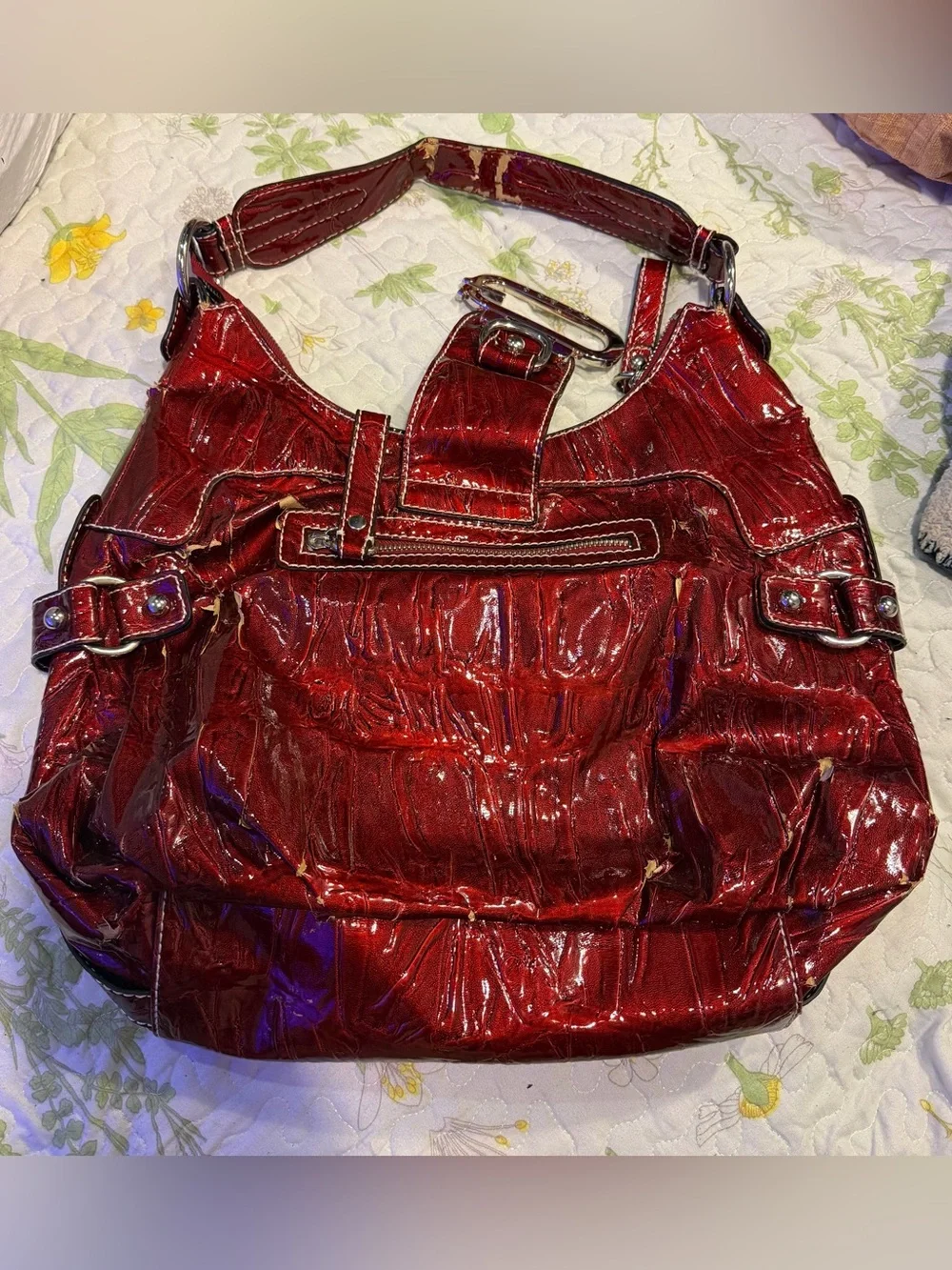 Vintage Y2K Red Synthetic Alligator Leather Guess Large Purse Silver Accents